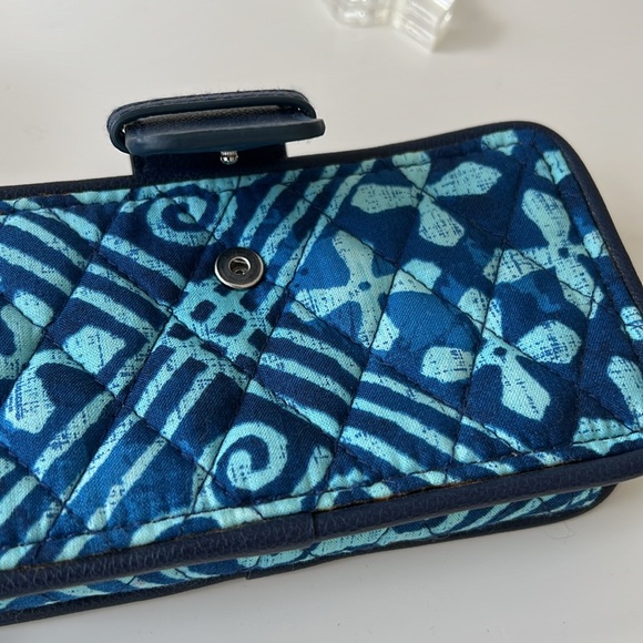 Vera Bradley Cuban Tiles RFID Zip Around Wallet Wristet Clutch - Picture 4 of 11